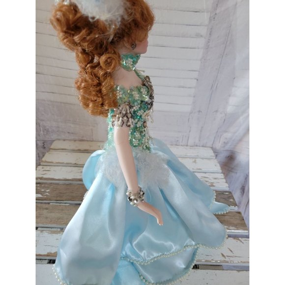 Rustie redhead porcelain doll 15-in evening dress - Picture 7 of 11